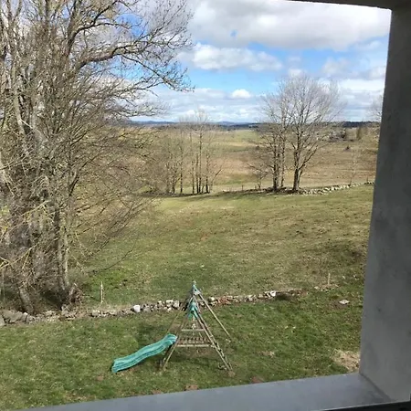 Maison De Famille Au Plateau Du Mezenc بيت للعطل