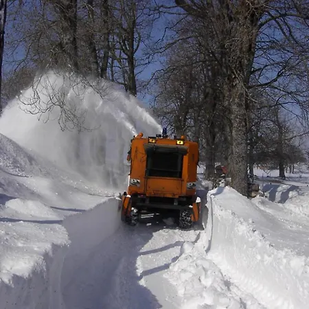 Maison De Famille Au Plateau Du Mezenc بيت للعطل