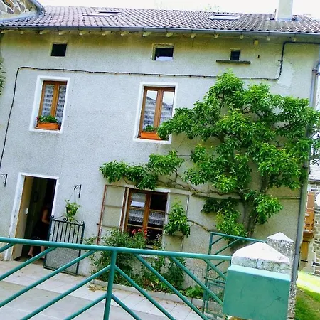 Maison De Famille Au Plateau Du Mezenc