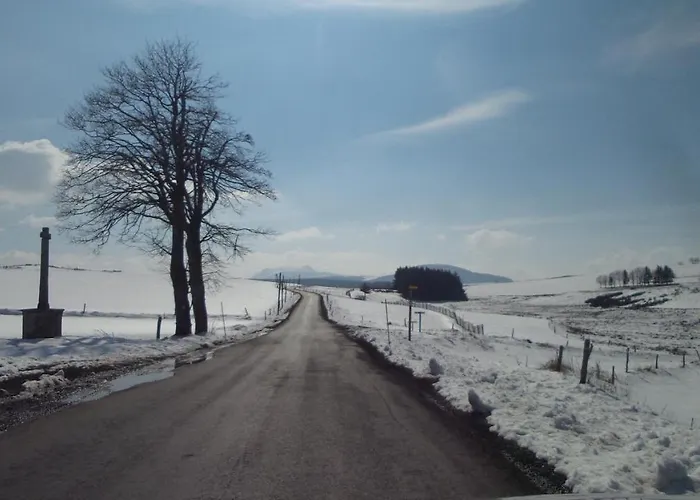 Дом отдыха Maison De Famille Au Plateau Du Mezenc Les Vastres