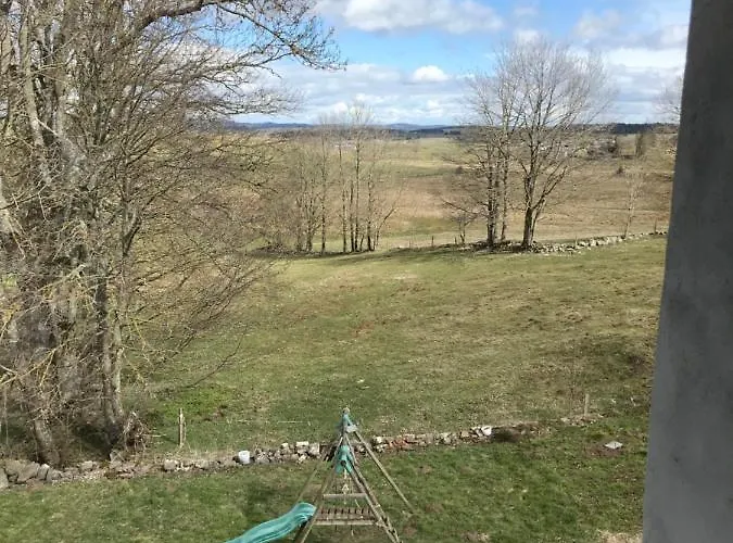 Maison De Famille Au Plateau Du Mezenc Дом отдыха