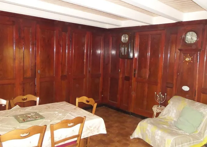 Maison De Famille Au Plateau Du Mezenc Les Vastres