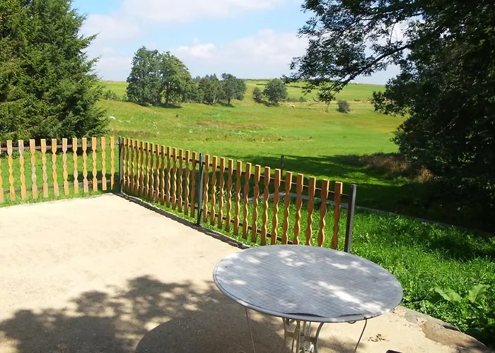 Maison De Famille Au Plateau Du Mezenc Дом отдыха Les Vastres